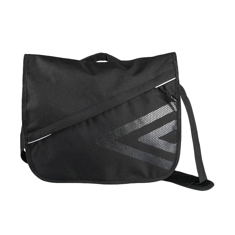 umbro shoulder bag