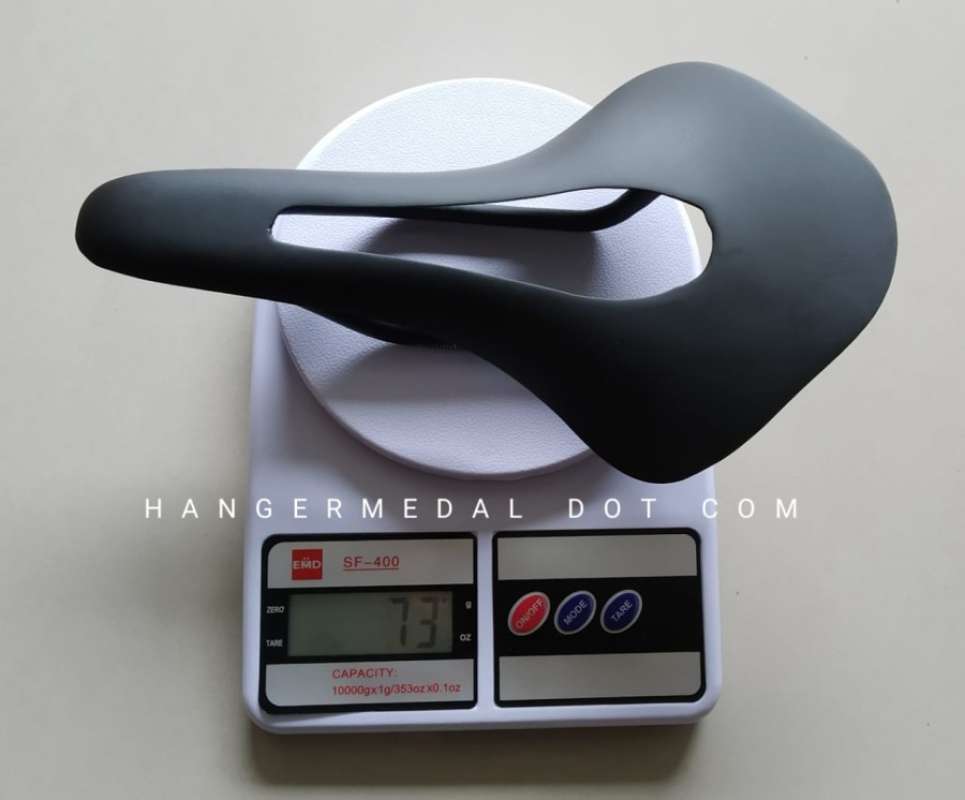 Jual Weight Weenie Full Carbon Saddle 