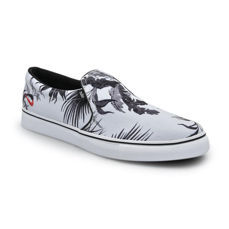 Nike court royale slip hotsell on mens