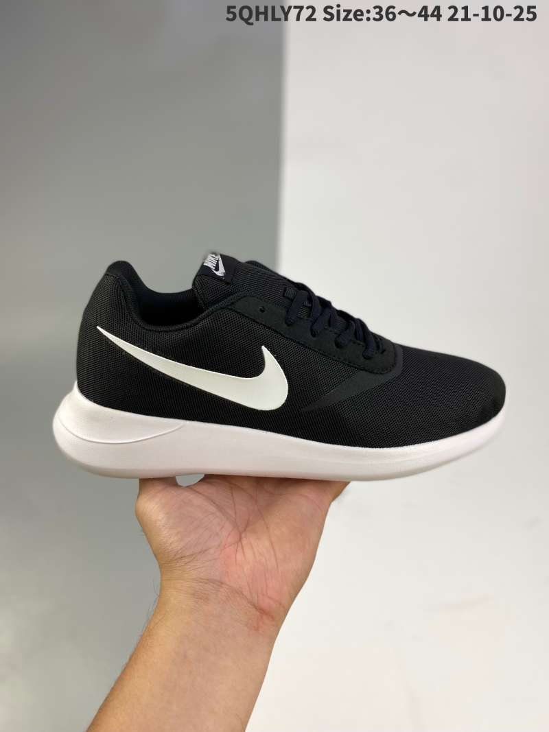 Nike air tessen deals london 4