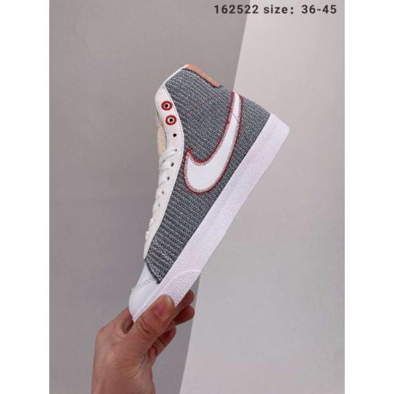 Nike Blazer purple lamp 
