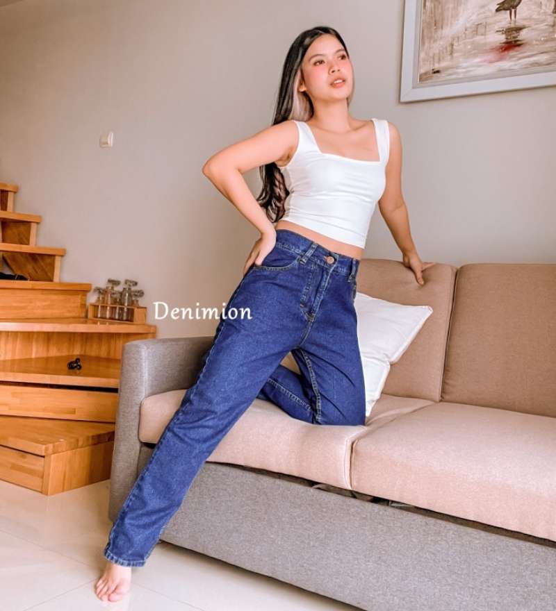 Promo [SIZE 27-38] Denimion Celana Highwaist Boyfriend Jeans Wanita Denim  Big Plus Size Non Stretch Dengan karet dipinggang belakang (Mom Jeans) di  Seller Pusat Fashion INDO - Kota Jakarta Utara, DKI Jakarta | Blibli