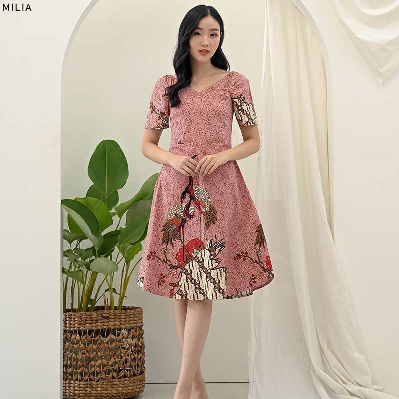 Evercloth Milia Dress Batik Wanita Sabrina Dress Wanita Batik Modern Gaun