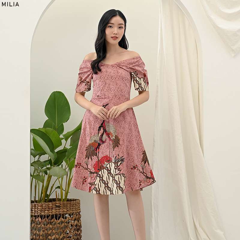 Promo Evercloth Milia Dress Batik Wanita Sabrina Dress Wanita Batik Modern Gaun Diskon 26 Di Seller Evercloth Official Store Evercloth Kota Tangerang Selatan Blibli
