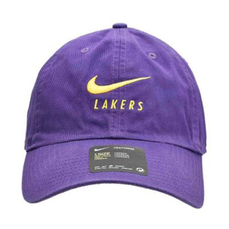 nike ki topi