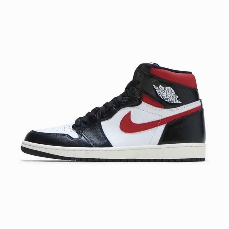 Jual NIKE Air Jordan 1 Retro High OG Gym Red Sneakers Pria Online November  2020 | Blibli