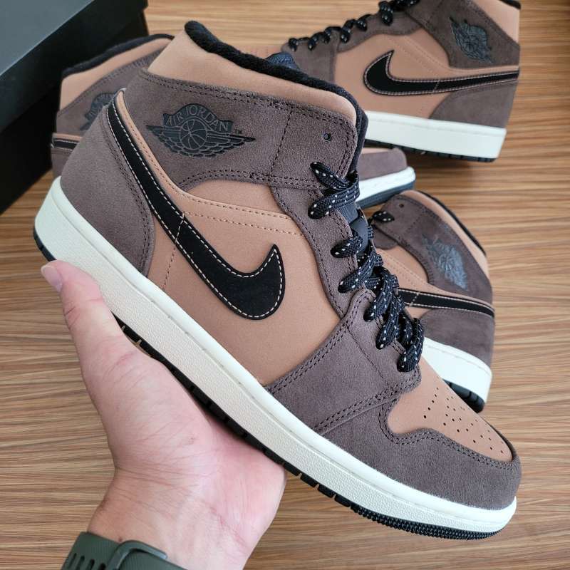 Jual Air Jordan Mid SE Dark Chocolate || Banned Chicago Black