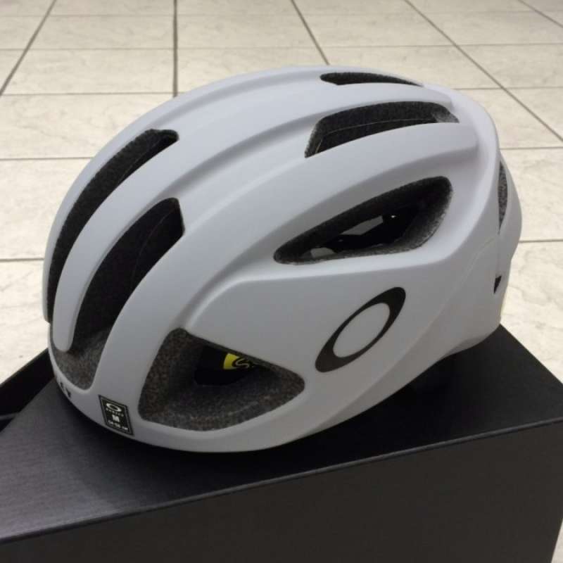 Promo Oakley Aro3 Fog Grey Bike Helmet 