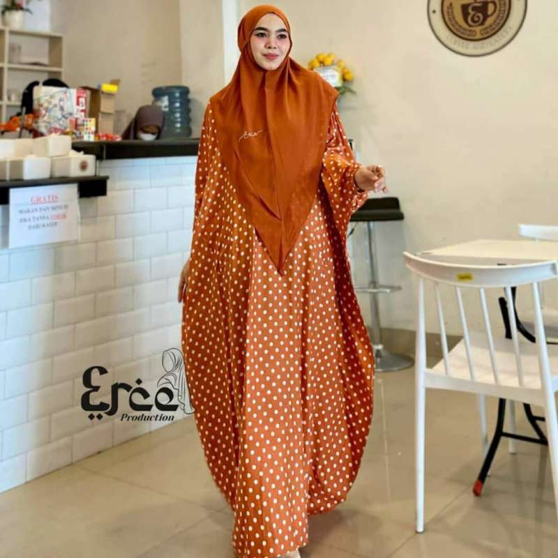 Erce Kaftan Wanita Syari Jumbo Polkadot Gamis Bigsize Lengan Karet Baju  Wanita Muslim Kekinian LD 200 cm