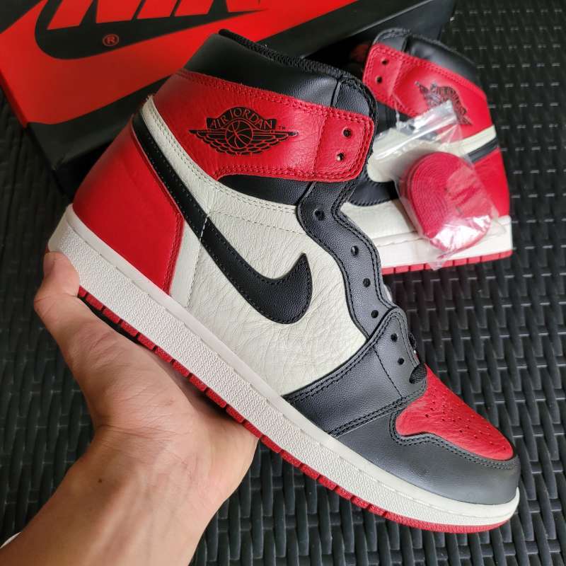 Harga jordan 1 bred toe sale