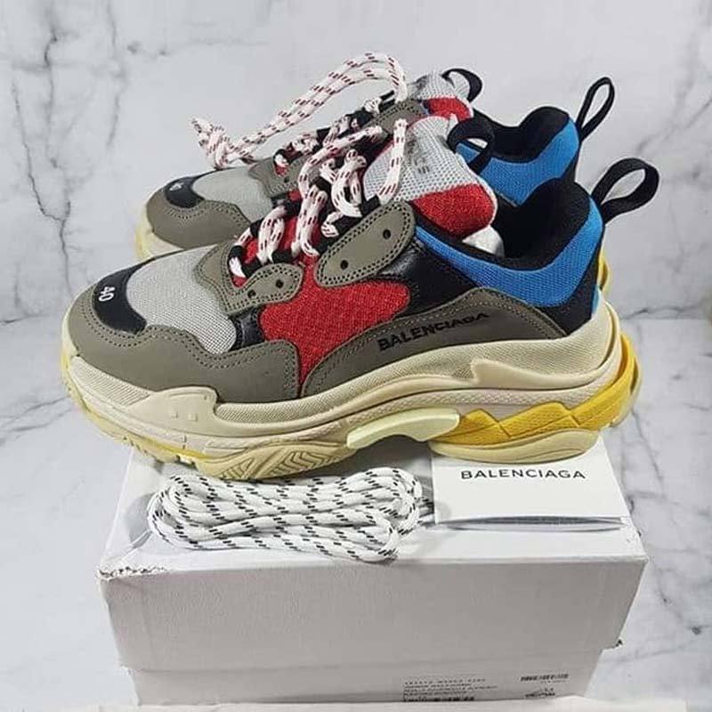 Jual Balenciaga Triple S Premium Shoes Sepatu Olahraga Online Oktober 2020 Blibli Com