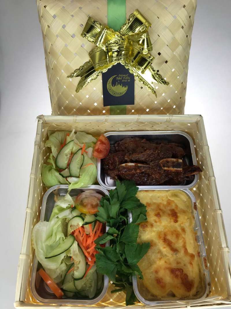 Jual Ribs With Potato Gratin Hampers Lebaran By Masterpiece Catering Online Mei 2021 Blibli