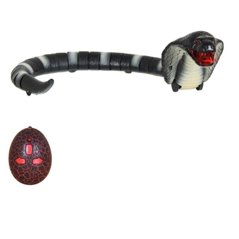 A Rechargeable Lifelike Cobra Remote Control Snake Toy Halloween Prank