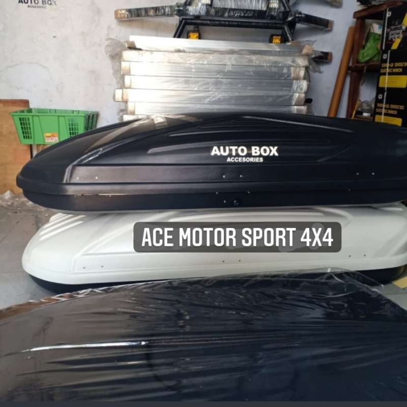 600 litre deals roof box