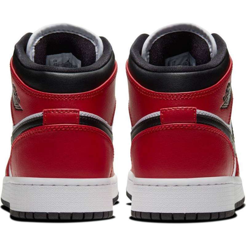 aj1 chicago black toe