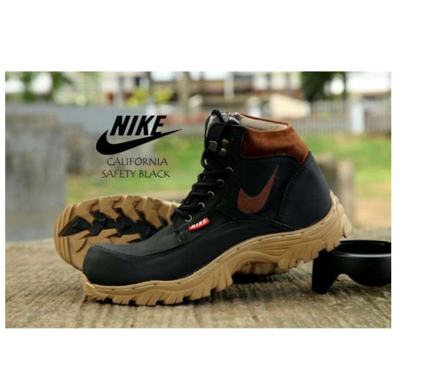 sepatu safety nike