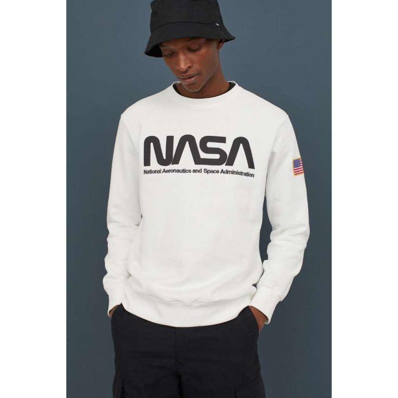 Jual Crewneck H M Nasa White M di Seller Unleash Store Marga