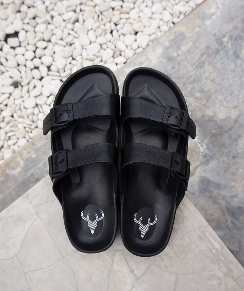 Sandal slip clearance