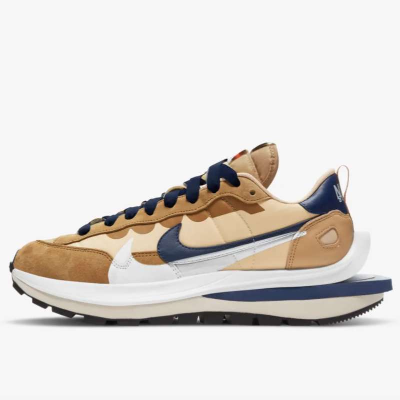 sacai x nike vaporwaffle sesame