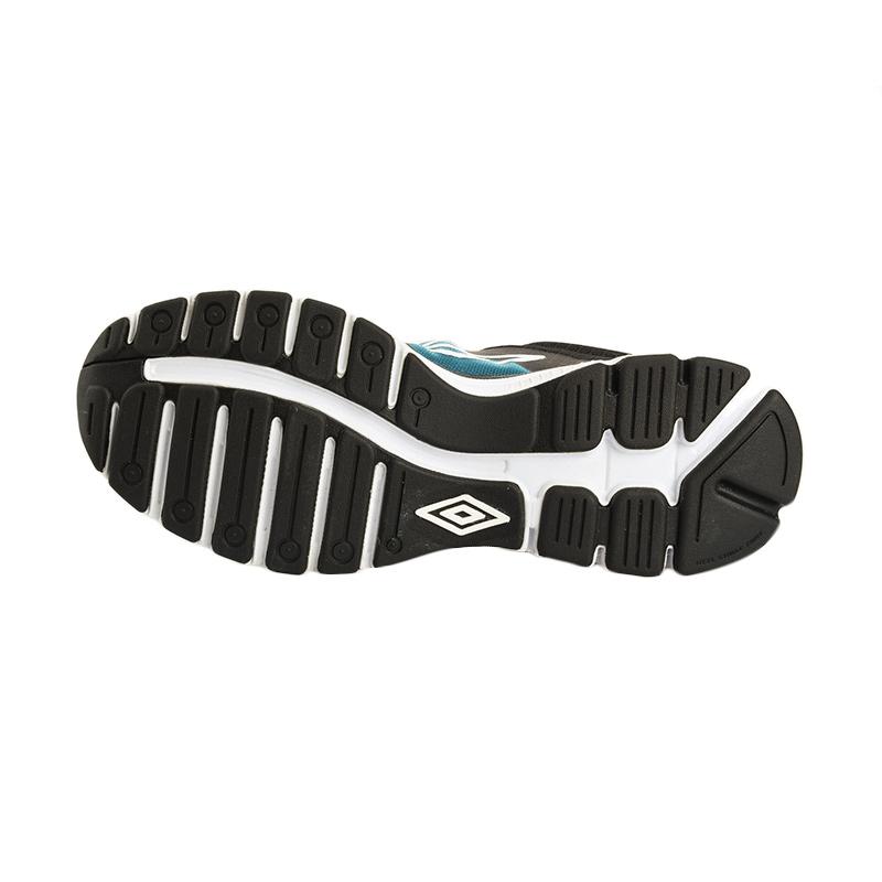 umbro runner 2