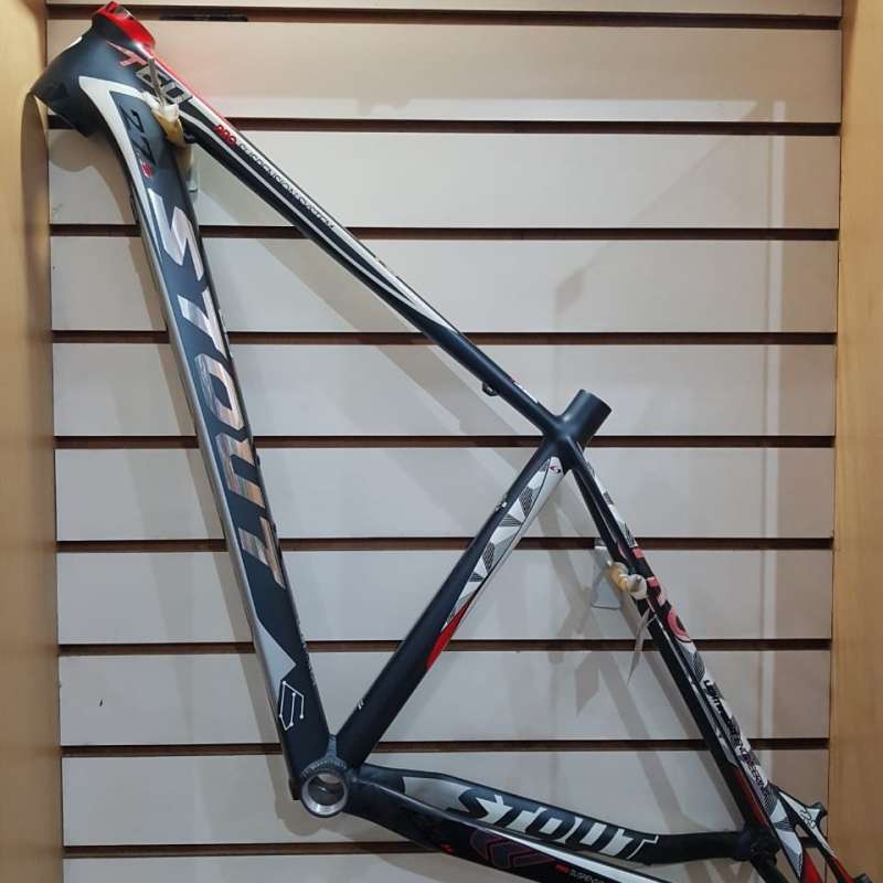 Frame stout 27.5 clearance