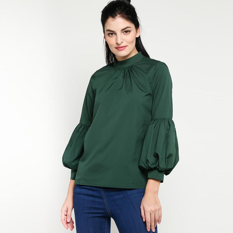 4 Tips Mudah Memilih Baju Kantor Yang Chic Dan Profesional 4 Tips Mudah Memilih Baju Kantor Yang Chic Dan Profesional