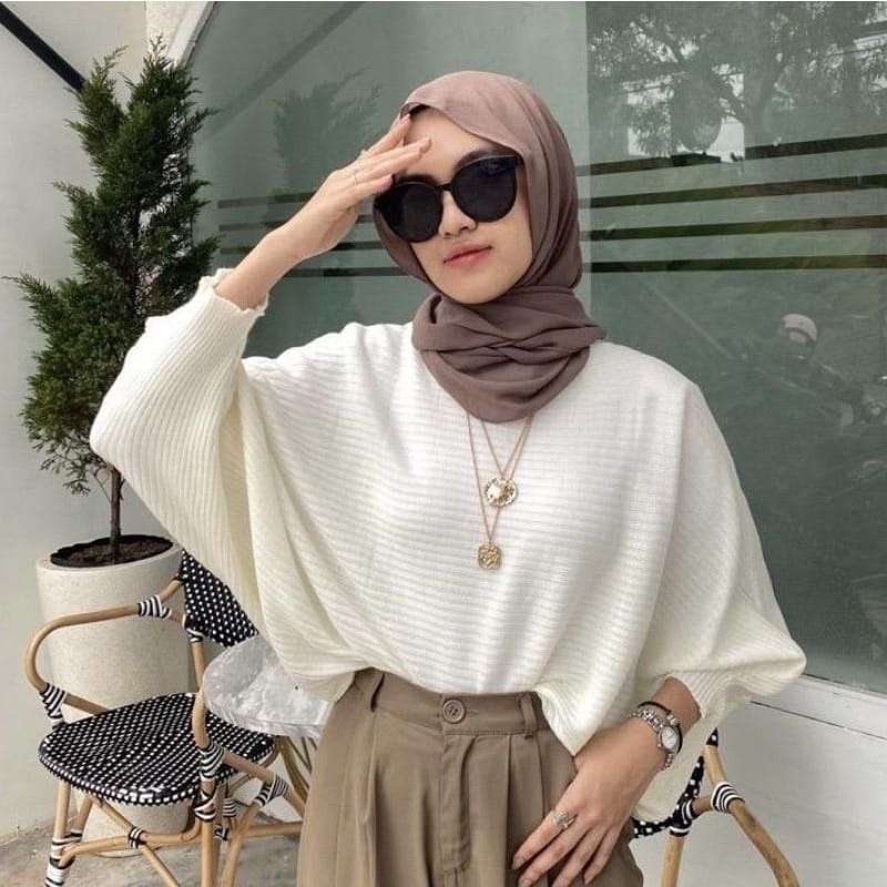 Sweater batwing discount