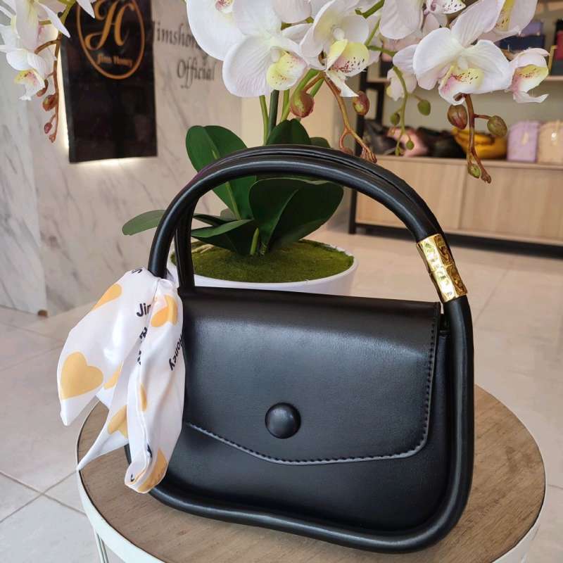 Sling bag ala korea sale