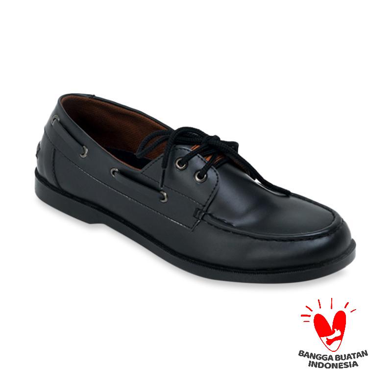 Boat shoes pria clearance