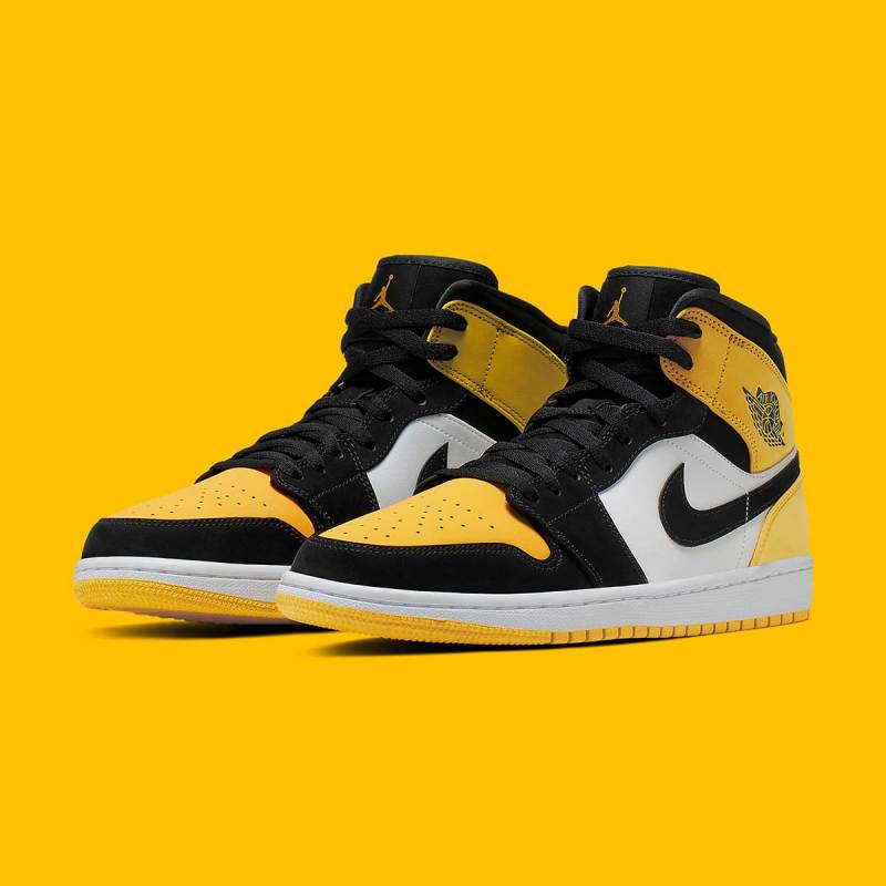 Jual NIKE Men Air Jordan 1 Mid Yellow Toe Black Sneaker Shoes [852542-071]  di Seller True OG Sports Official Store - Kota Jakarta Utara, DKI Jakarta |  Blibli