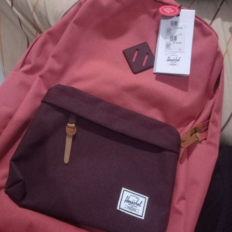 Herschel backpack original top