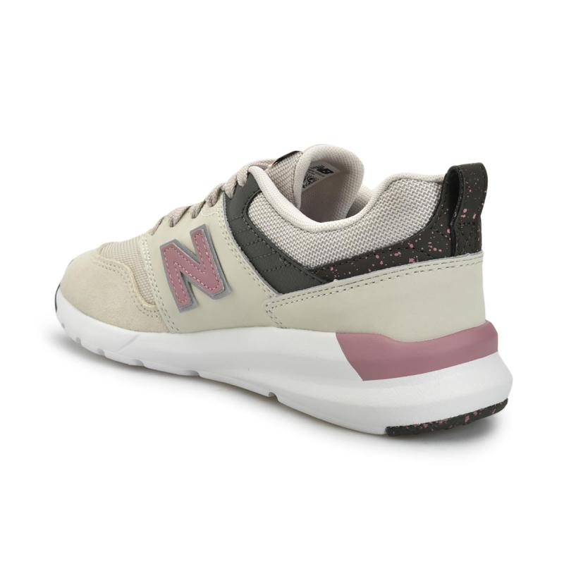 new balance lifestyle shoes womens