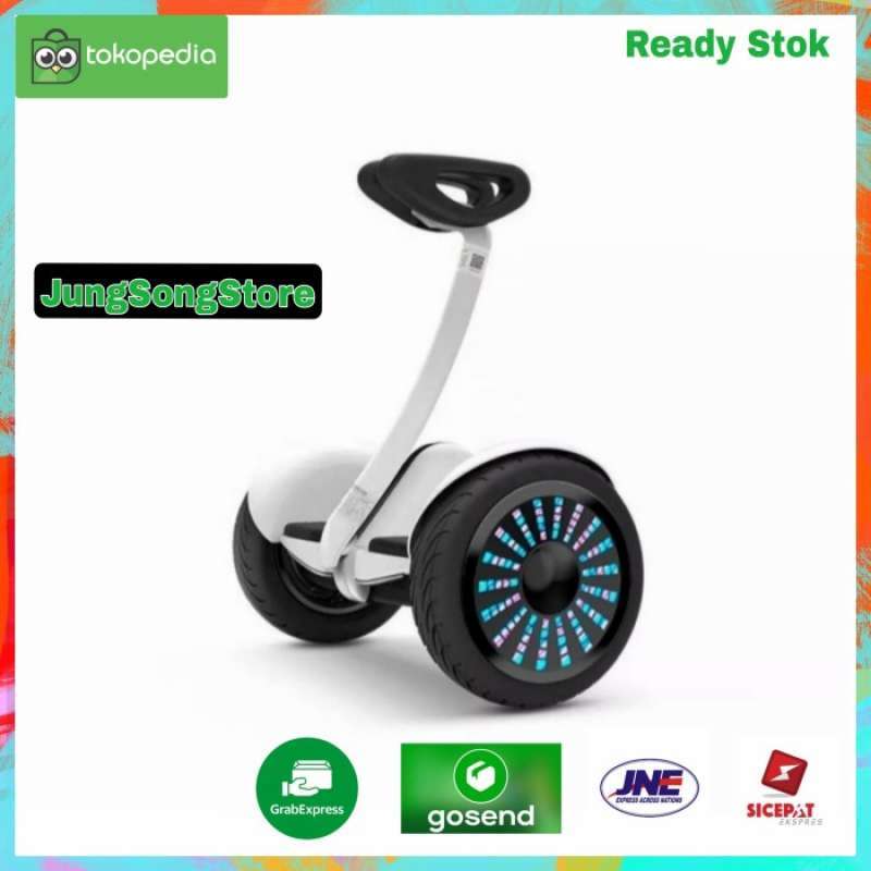Mini sales robot hoverboard