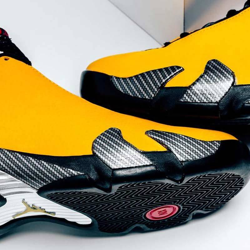 Jual Nike Jordan 14 Reserve Ferrari Sepatu Basket Pria Online Oktober 2020 Blibli Com