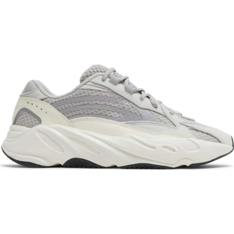 Adidas yeezy cheap 700 harga