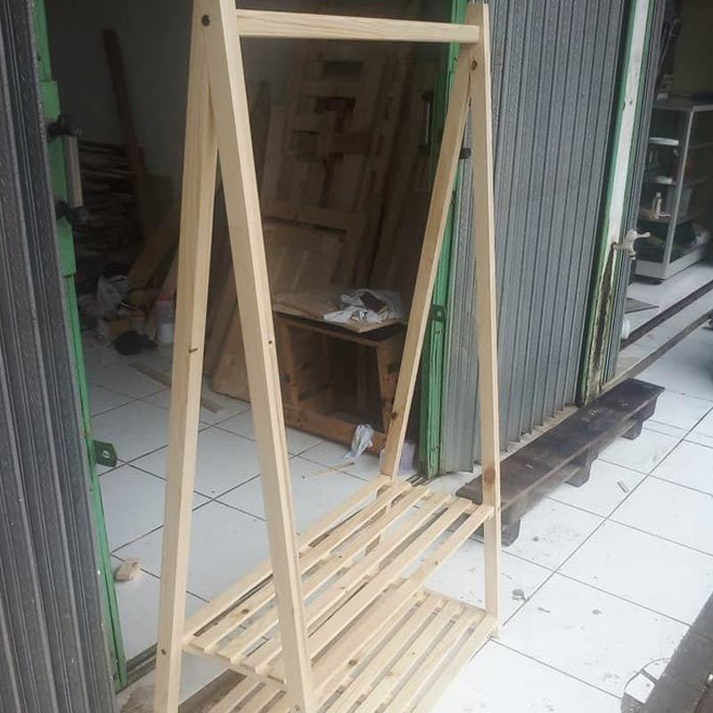Jual Dinar Jaya Kayu Djk Kayu Jati Belanda Rak Baju Gantung Portable Online April 2021 Blibli