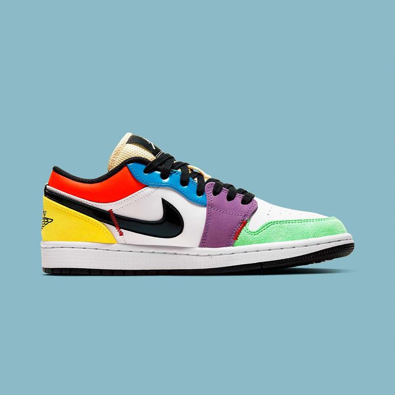nike sneakers multicolor