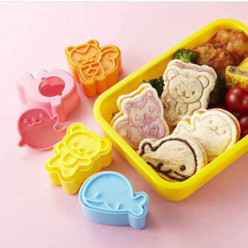 Jual Cetakan Roti Lapis Bento Motif Hewan Bread Cutter Sandwich Mold Molder Makanan Online November 2020 Blibli Com