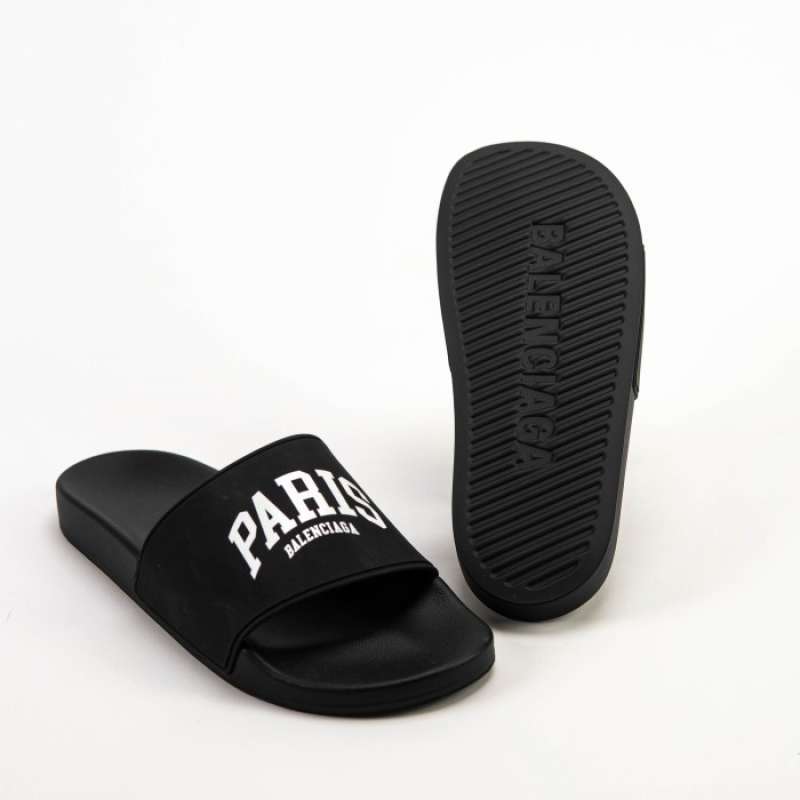 Harga hotsell sandal balenciaga