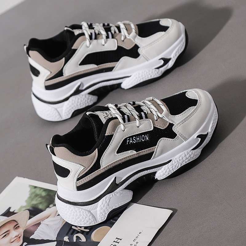 Sepatu hotsell sneakers korea