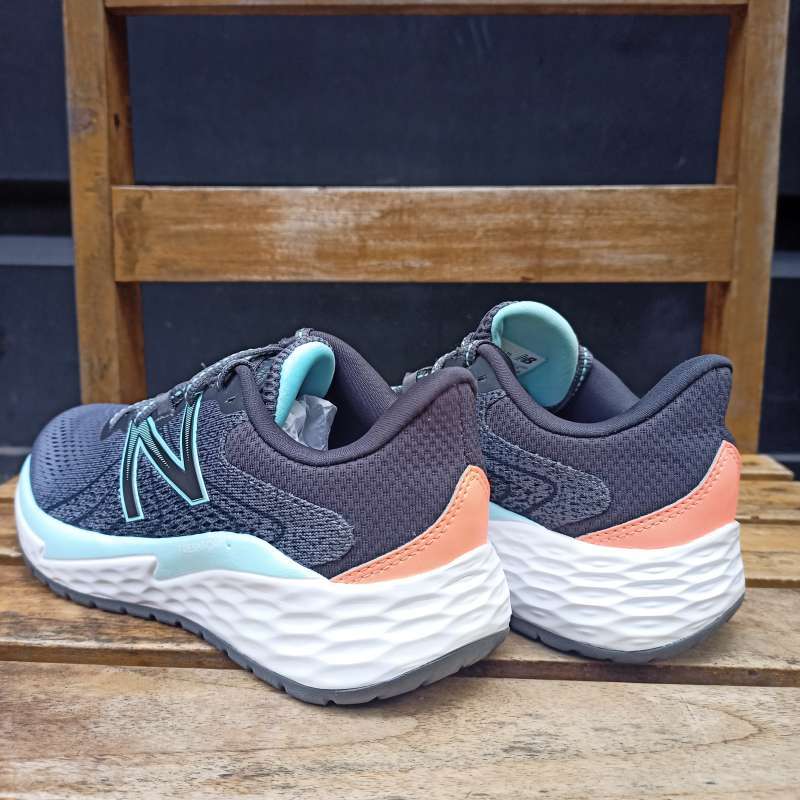 Jual New Balance Fresh Foam Evare 