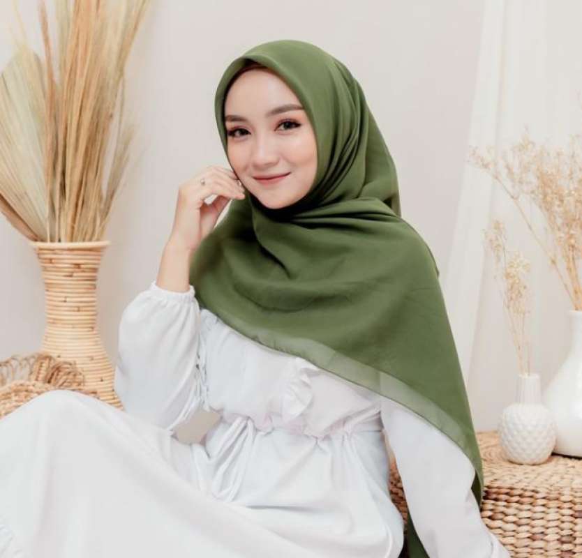 Jual Hijab Bella Square Kerudung Segi Empat Online Mei 2021 Blibli