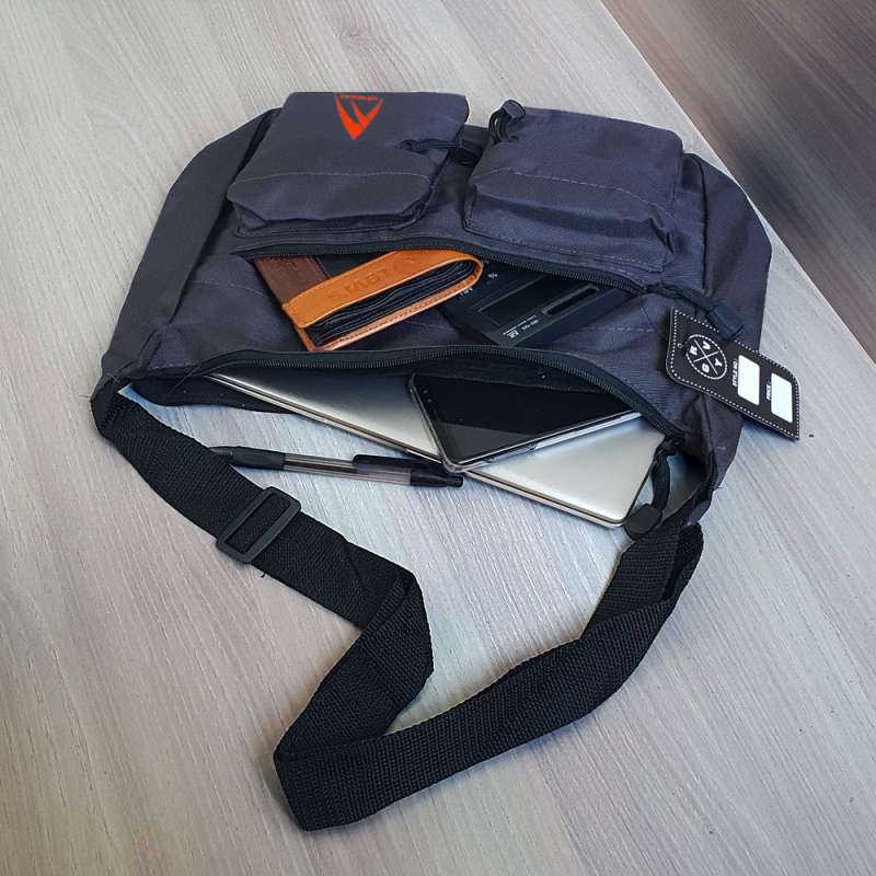 Tas Pria Wanita : Jual Waist Bag Tas Selempang Lre169 Tas Pinggang Tas Pria Wanita Tas Dada Kota Depok Llore Tokopedia : Kini ada lagi model tote bag wanita lainnya.
