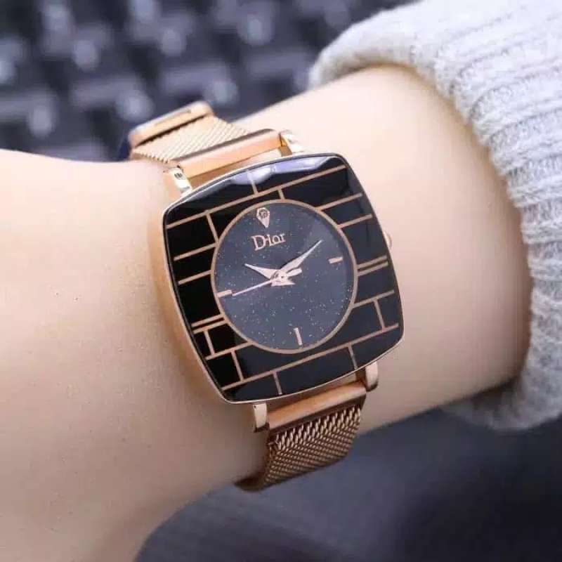 Dior magnet rose gold store