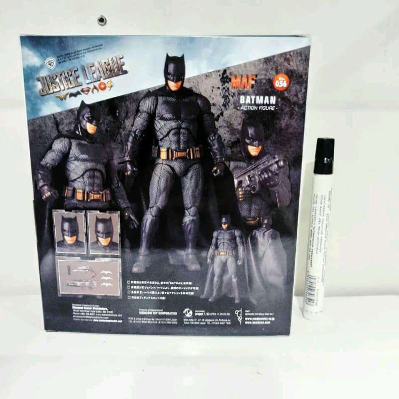 Jual mainan action figure Mafex 056 batman justice league tinggi sekitar  inch recast full artikulasi detail CBYeppGWD di Seller Van Marvel  Sukaraja, Kota Bandung Blibli