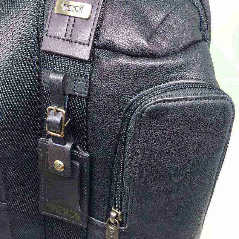 Tumi deals fremont higgins