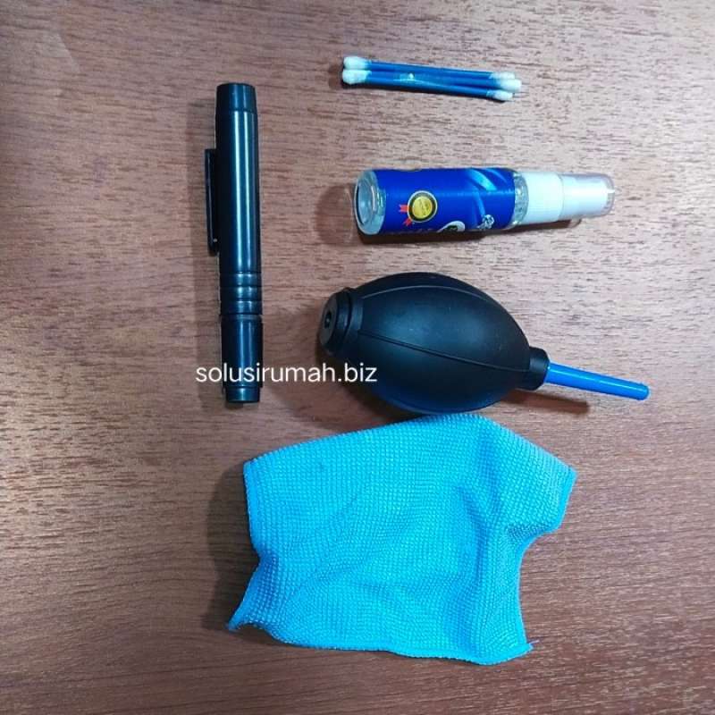 Laptop Kediri untuk Pengguna Menengah dengan Keyboard Ergonomis, Layar 15 Inci, dan Daya Tahan Baterai Lama. Cocok untuk Kerja dan Hiburan