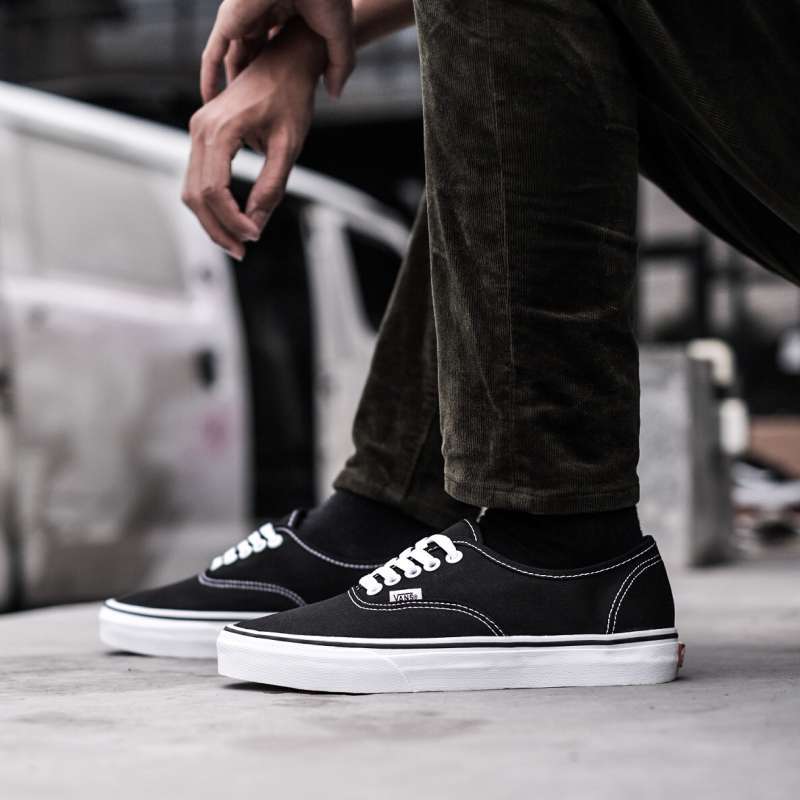 vans all white classic