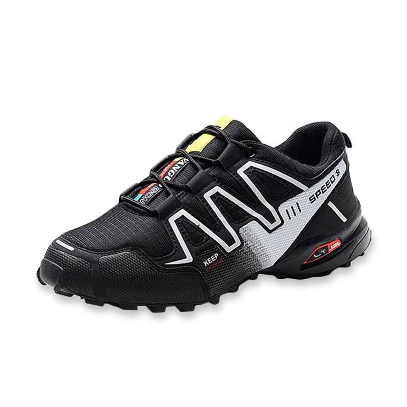 trail running shoes as hiking shoes