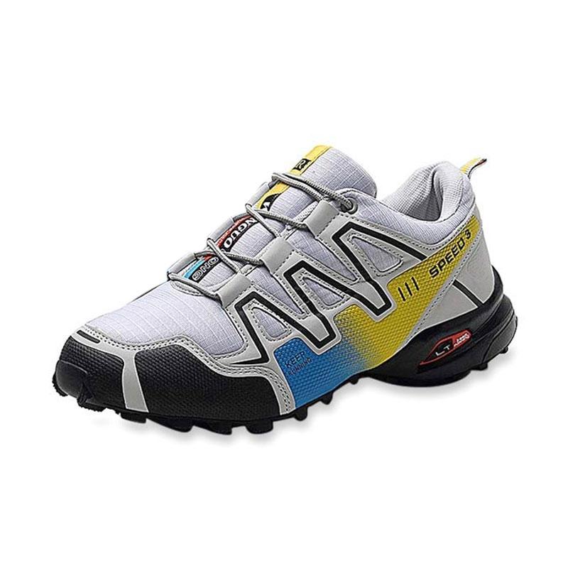 trail walking sneakers